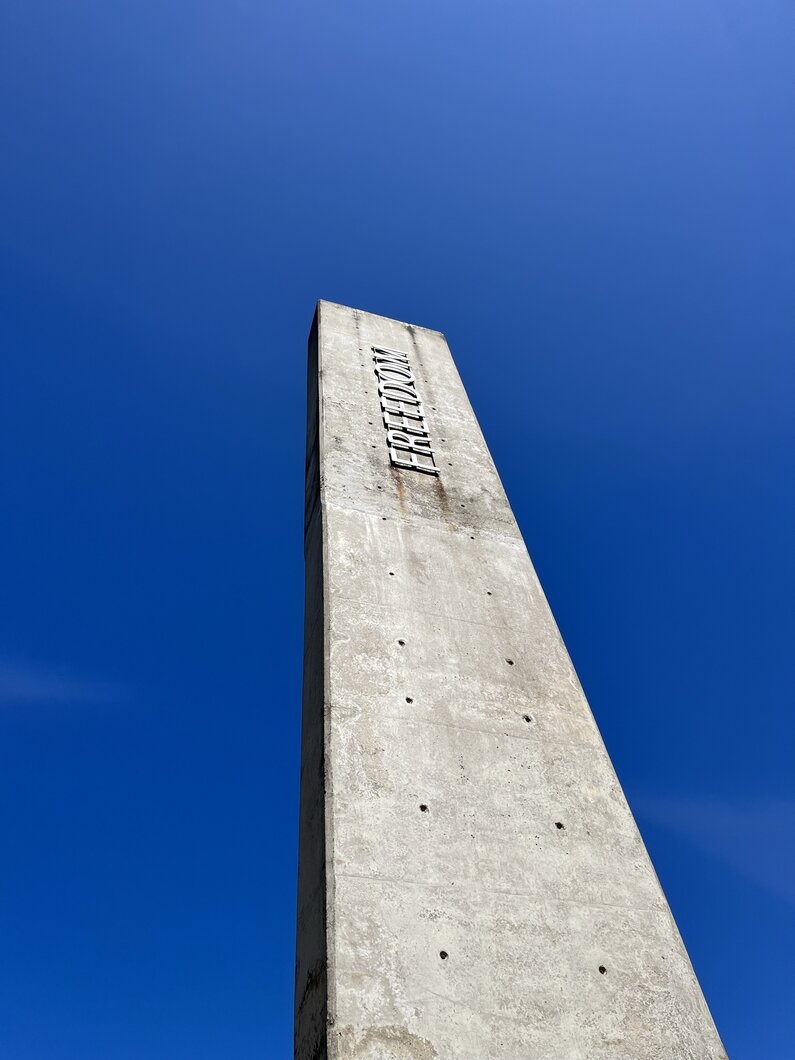 Johannesburg, blauer Himmel, Südafrika, South Africa, Kunst Apartheid-Museum, Kapstadt, Cape Town, Krueger